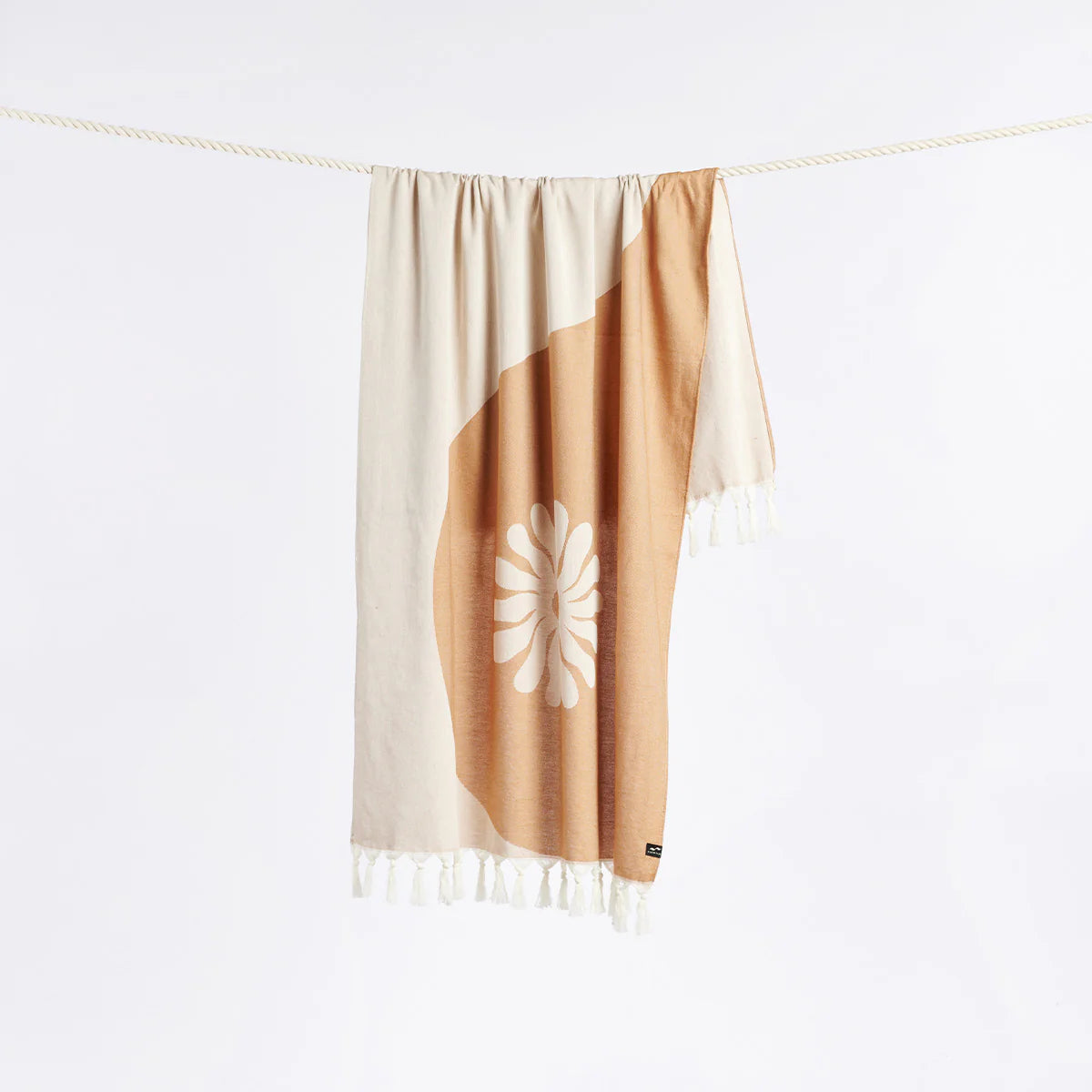 SLOWTIDE TOWEL BOTANICAL BALANCE - BRUSH