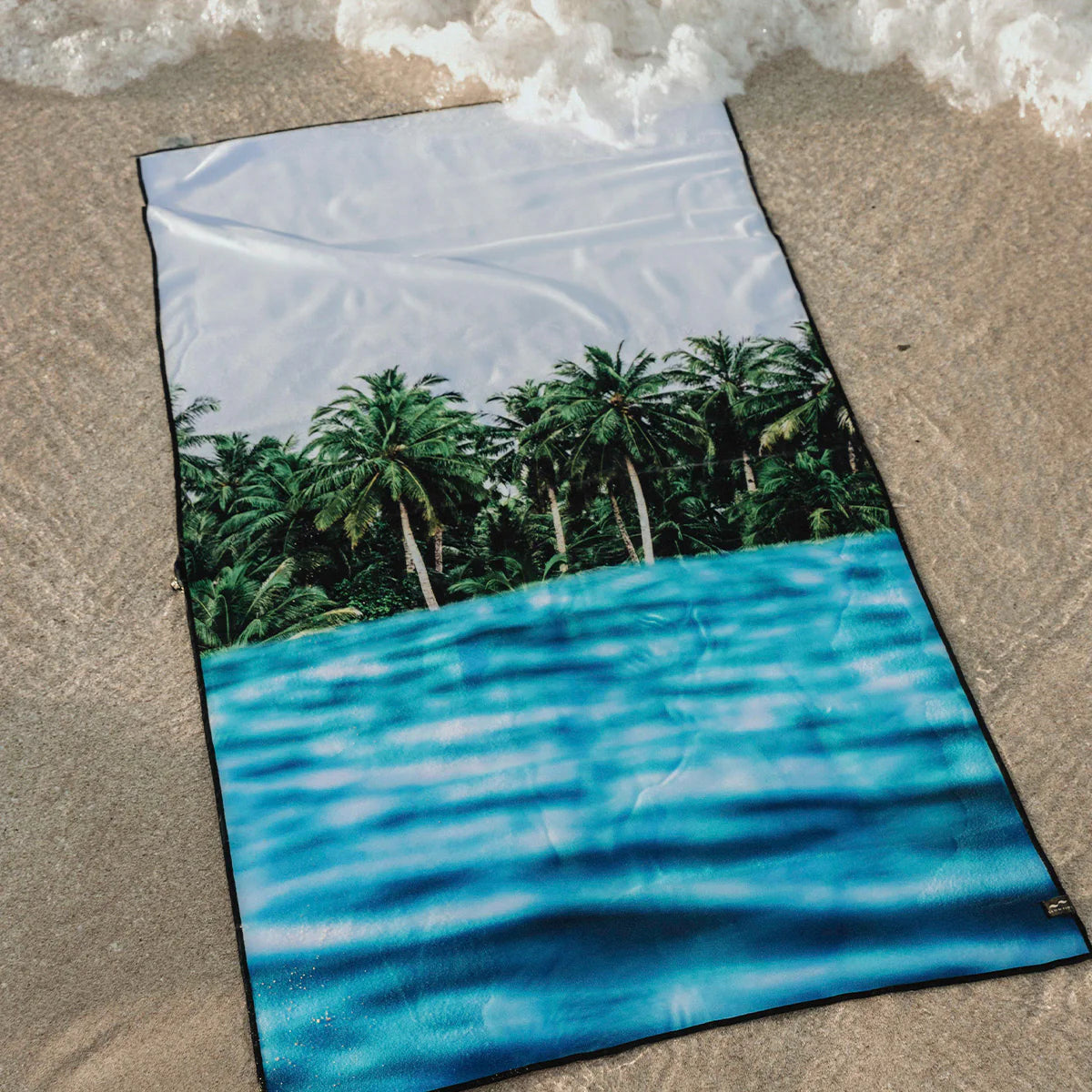 SLOWTIDE TOWEL - TAHNEI