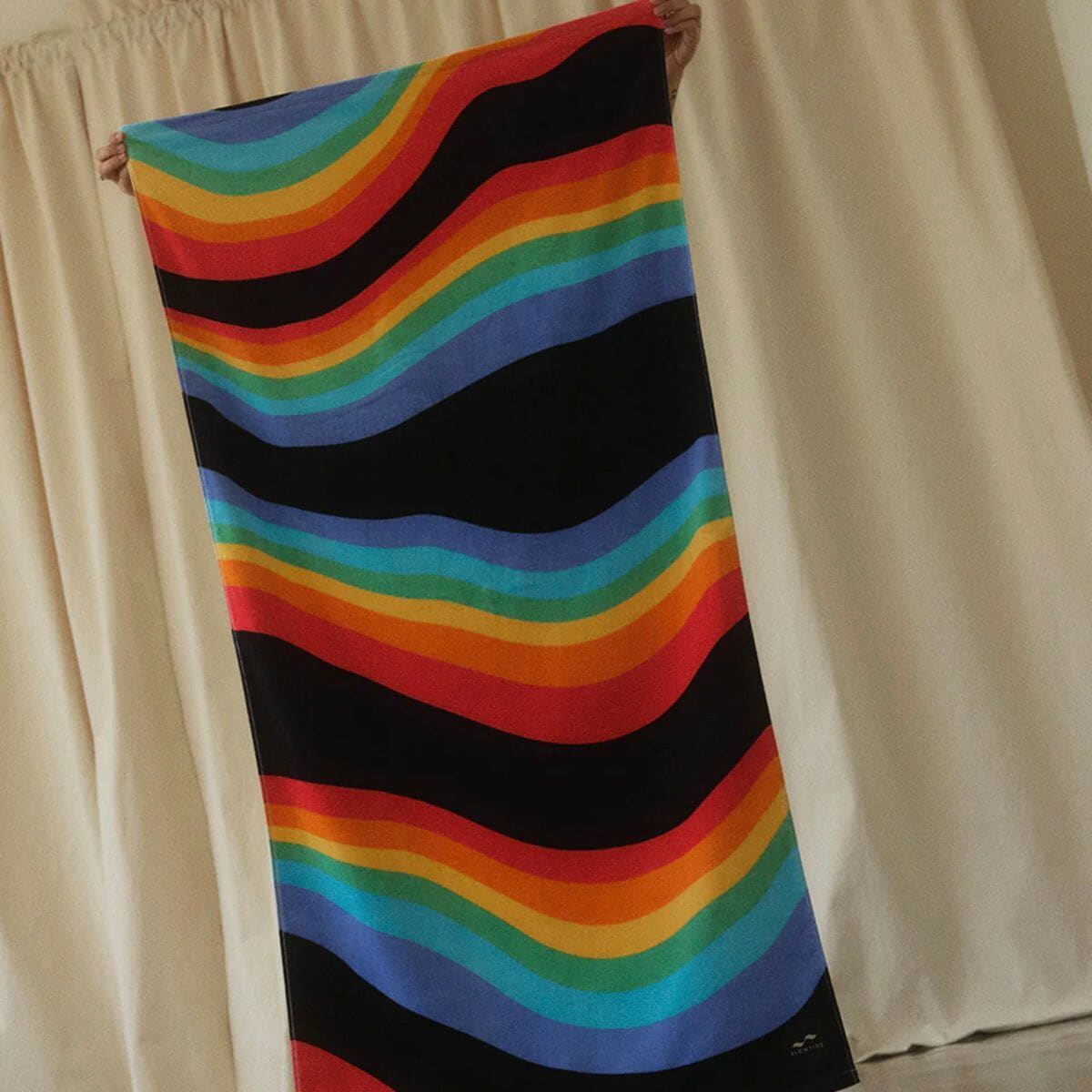 SLOWTIDE TOWEL ROYGBIV - BLACK